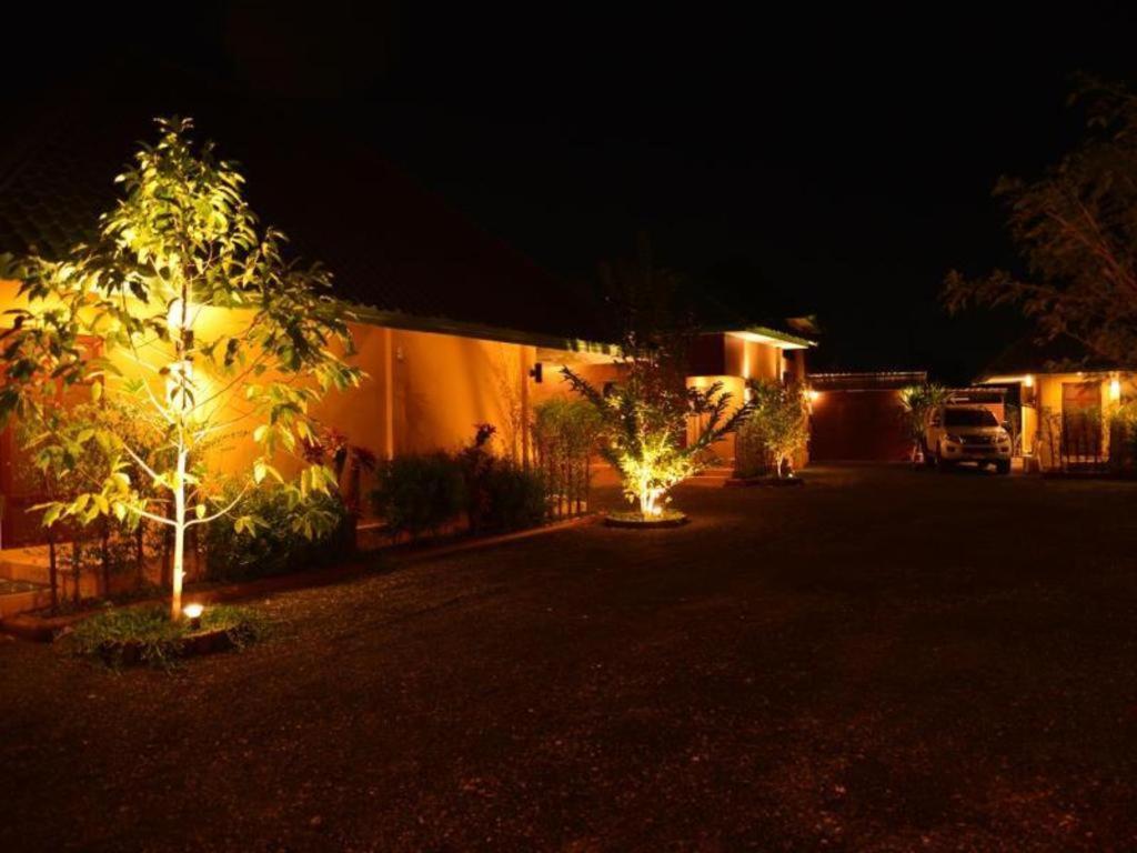 Sucholtee Resort Surat Thani Ngoại thất bức ảnh