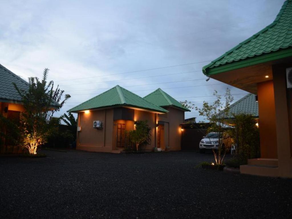 Sucholtee Resort Surat Thani Ngoại thất bức ảnh